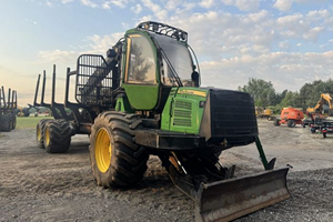 2015 John Deere 1010E  Forwarder